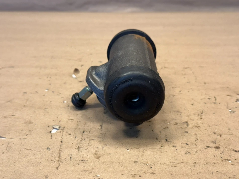 Cilindro de freno de rueda Mercedes NSU Prinz 600/ berlina 1200 ATE Foto 4 de 4