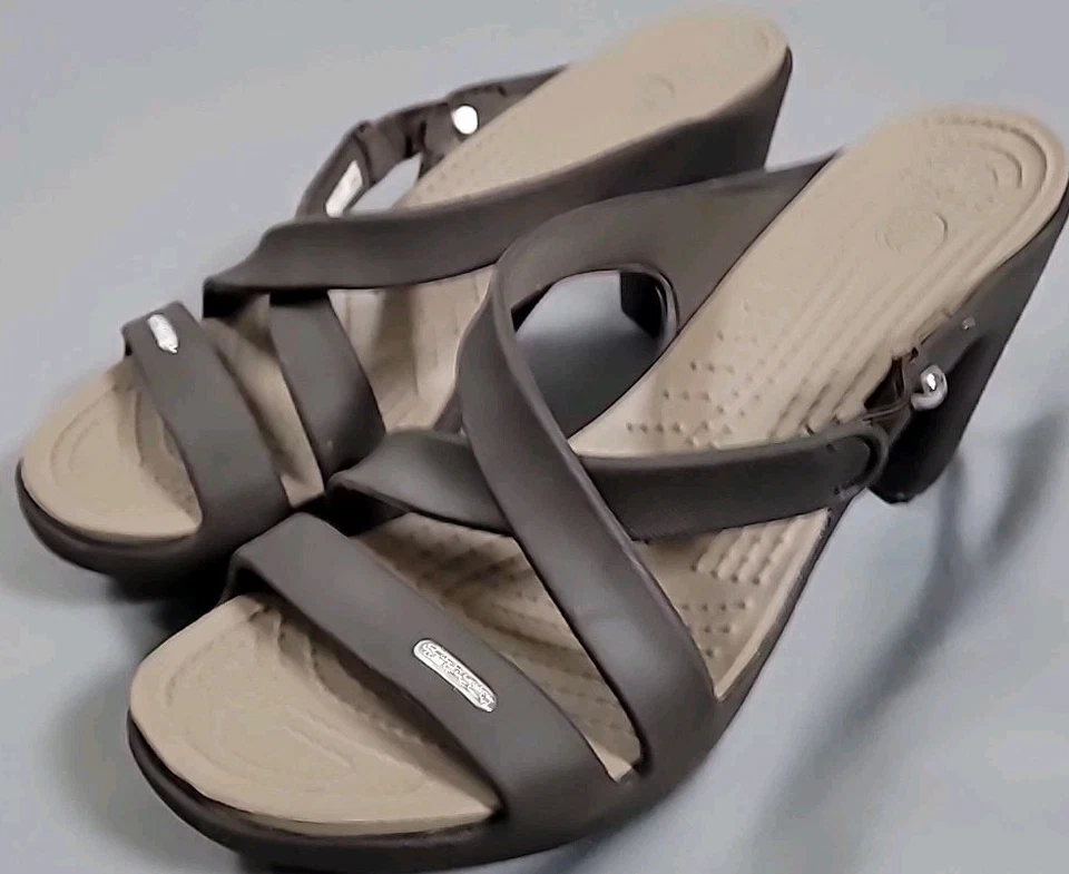 Sandalias Crocs Cyprus IV para mujer 8W marrón plástico sin cordones plataforma zapato 14558 Foto 4 de 4