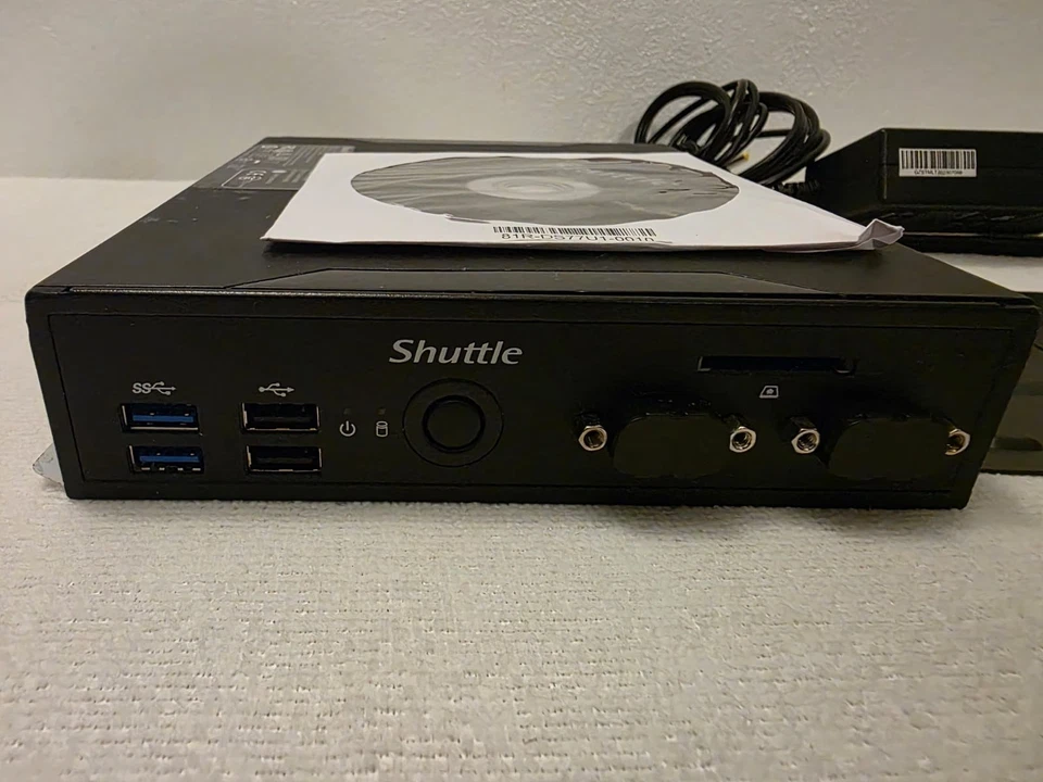 SHUTTLE DS77U MINI PC SIN VENTILADOR INTEL CELERON 3865U 1.8GHZ 8GB 256GB SSD Foto 4 de 4