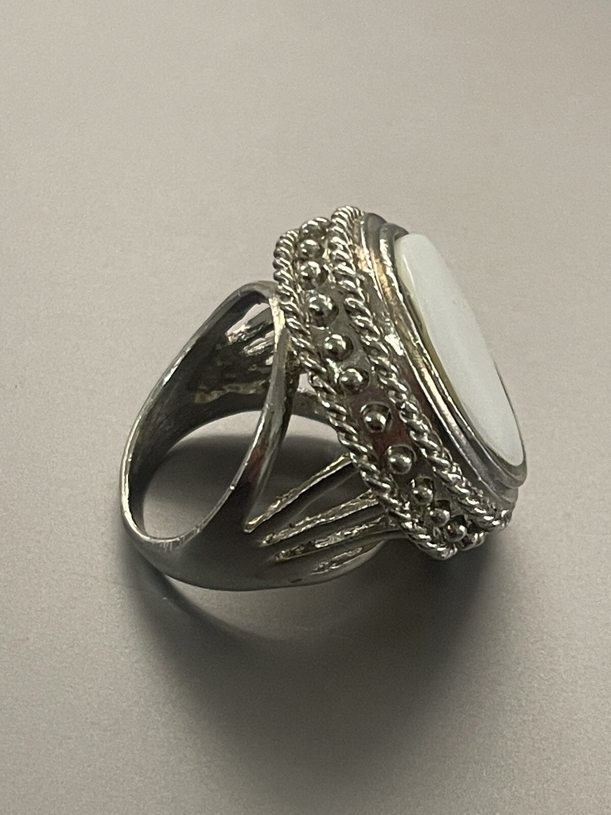 Agate White Gemstone Metal Statement Fashion Ring… - image 2