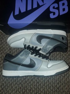 nike sb dunk lunar eclipse