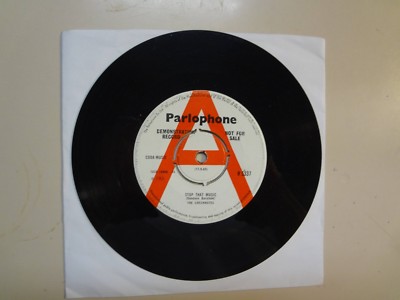 CHECKMATES: Stop That Music- I ve Been In Love Before-U.K. 7'' 65 Parlophone Demo