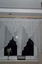 Moderne Fertiggardine aus Voile Gardine AG15 Weiss Fenstergardine Kräuselband