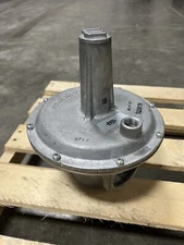 Maxitrol Natural Gas Regulator RV91