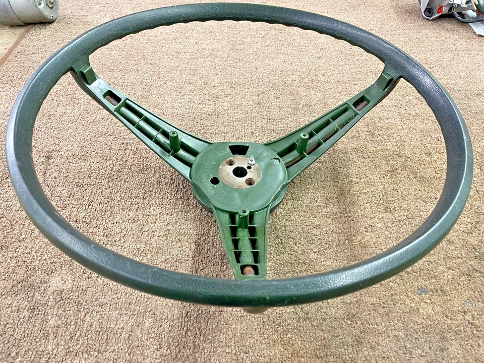 MOPAR PLYMOUTH 1971-74 A B carrocería volante verde sin grietas 3575267 Foto 2 de 4