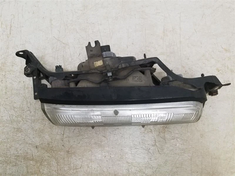 Passenger Right Headlight Fits 88-92 Mazda 626 OEM - Image 4 of 4