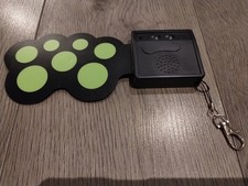 Mini Beats Music Schl&uuml;sselanh&auml;nger: Mini elektronisches Schlagzeug Top Zustand