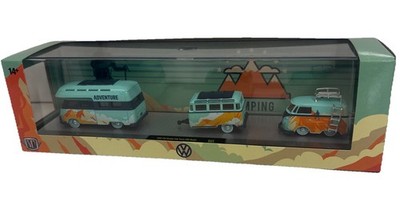 M2 Machines Auto Hauler 85 1959 VW Double Cab Truck 1960 VW Delivery Van 