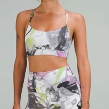 Lululemon Flow Y Bra Throwback Print Size 4 NWT