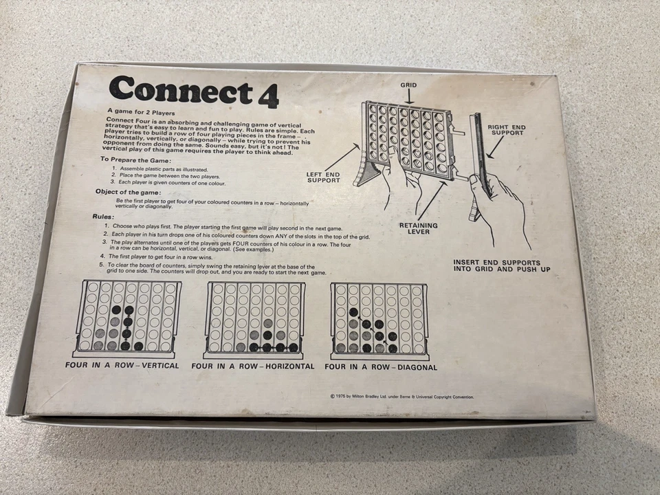 VINTAGE Connect Four Game MILTON BRADLEY 1975 Classic Game 100% COMPLETE - Image 2 of 4