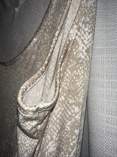 Tuta Juicy Couture XL stampa serpente elasticizzata e cravatta in vita scollo con perline - Foto 7 di 19