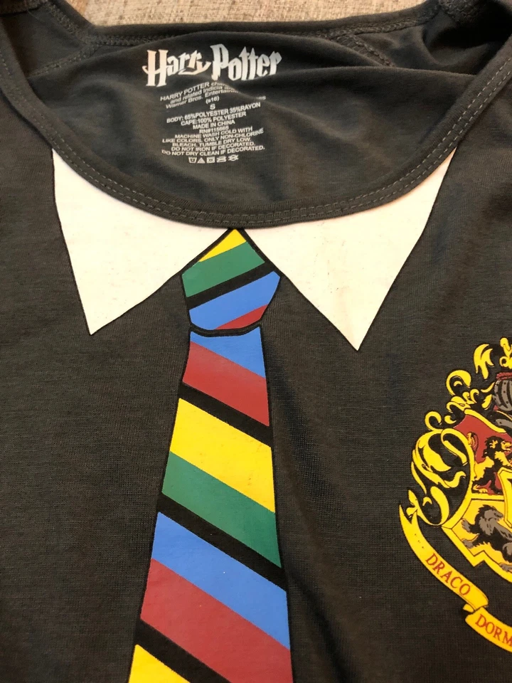 CAMISA JERSEY HARRY POTTER CON CAPA TALLA PEQUEÑA Foto 4 de 4