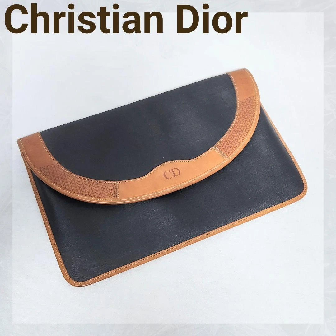 Christian Dior sac pochette vintage PVC authenticité cool décontracté simple occasion