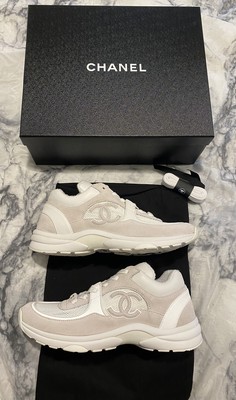 chanel low top trainer cc triple white