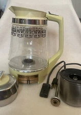 Vtg 1970's MCM Proctor Silex Percolator Coffee Pot Gold w/Black Floral Border