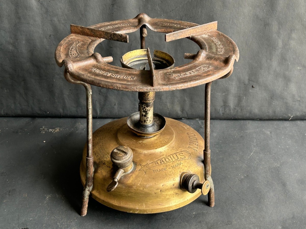 RARE OLD VINTAGE RADIUS NO.100 MADE IN SWEDEN BRASS KEROSENE RARE OLD VINTAGE RADIUS NO.100 MADE IN SWEDEN BRASS KEROSENE