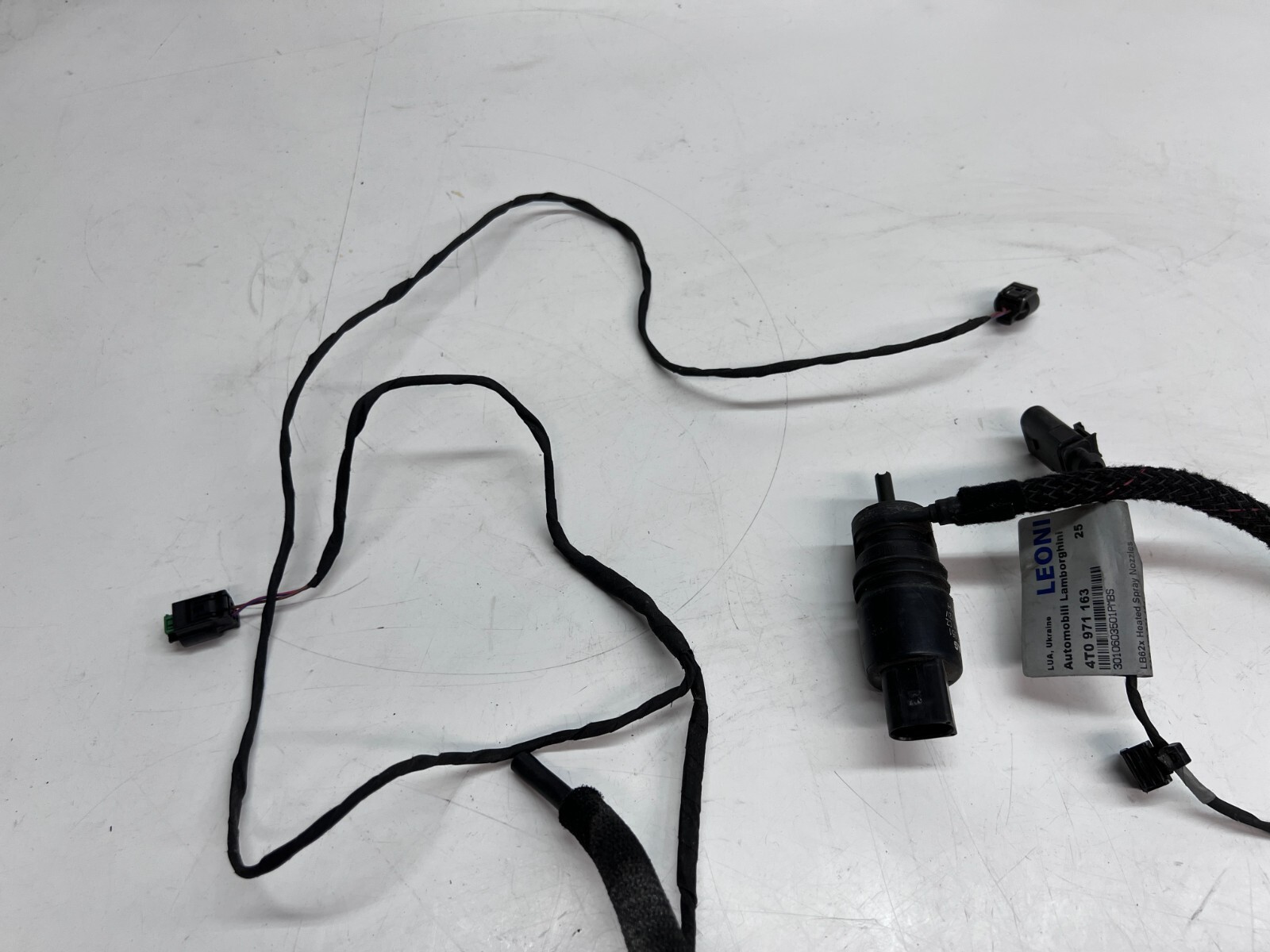 LAMBORGHINI HURACAN EVO WASHER HOSE WIRING HARNESS OEM 4T0955972A 4T0971163