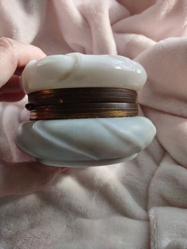 Antique CF Monroe WAVECREST Lidded Opal Swirl Dresser Box Enameled Glass - Afbeelding 5 van 13