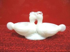 Poivre et sel en opaline " Poules "