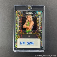 2024 Panini Prizm WWE - Izzi Dame - Auto -  Undercard Silver Prizm #SS-IZZ