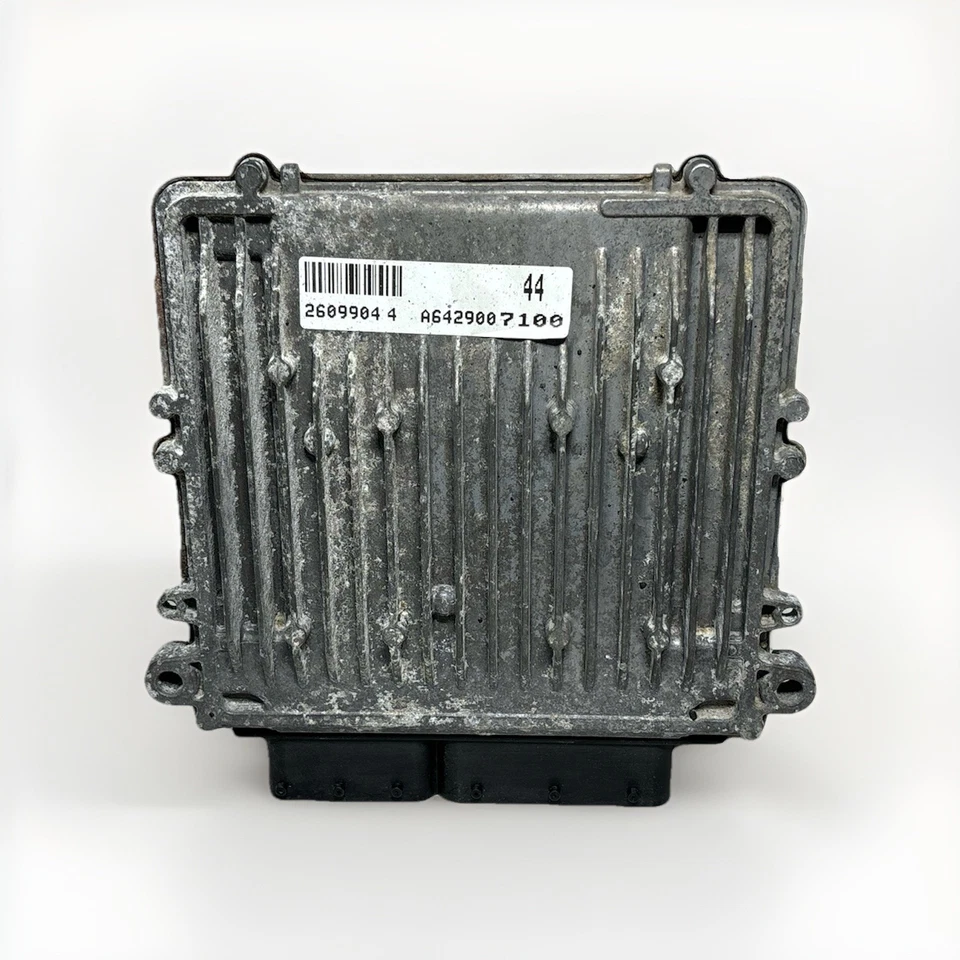 Computadora Mercedes Benz Sprinter 2010-2012 motor ECM A649007100 0281016633 Foto 2 de 4