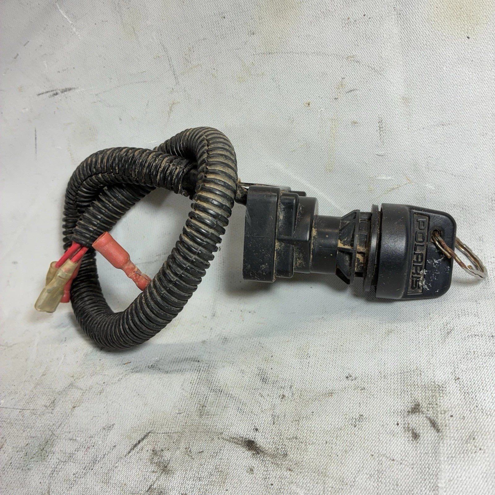 96-99 Polaris Xplorer 300 OEM Ignition Key Switch 4110194 AP216 Sport 400l