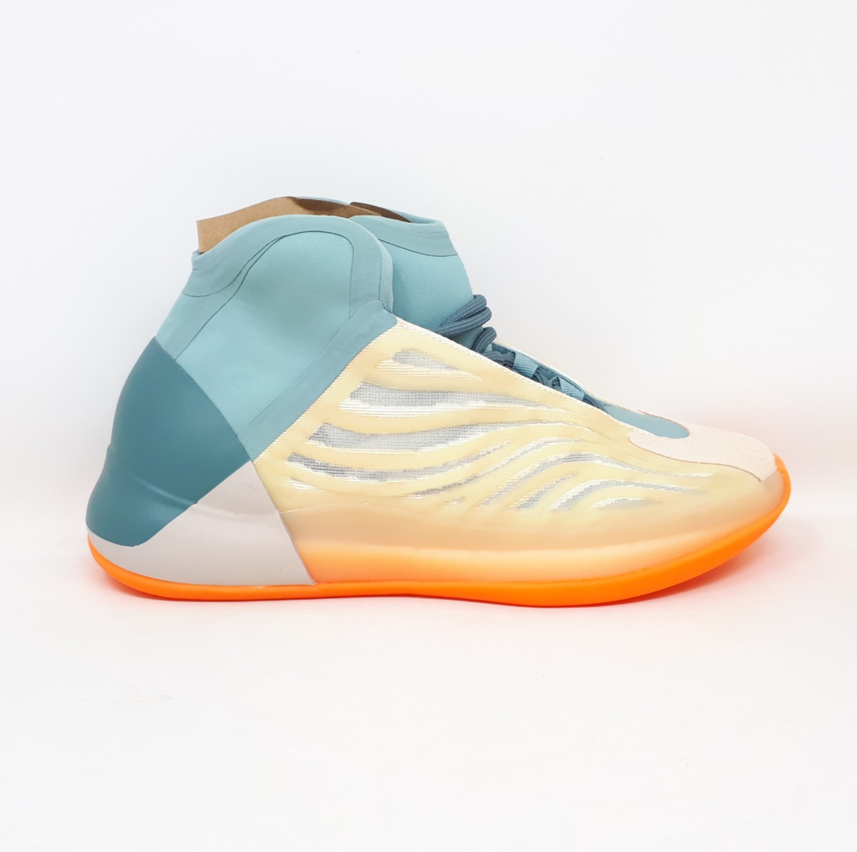 Adidas x Yeezy QNTM Hi-Res Coral HP6595 Basketball Shoe  display picture 3