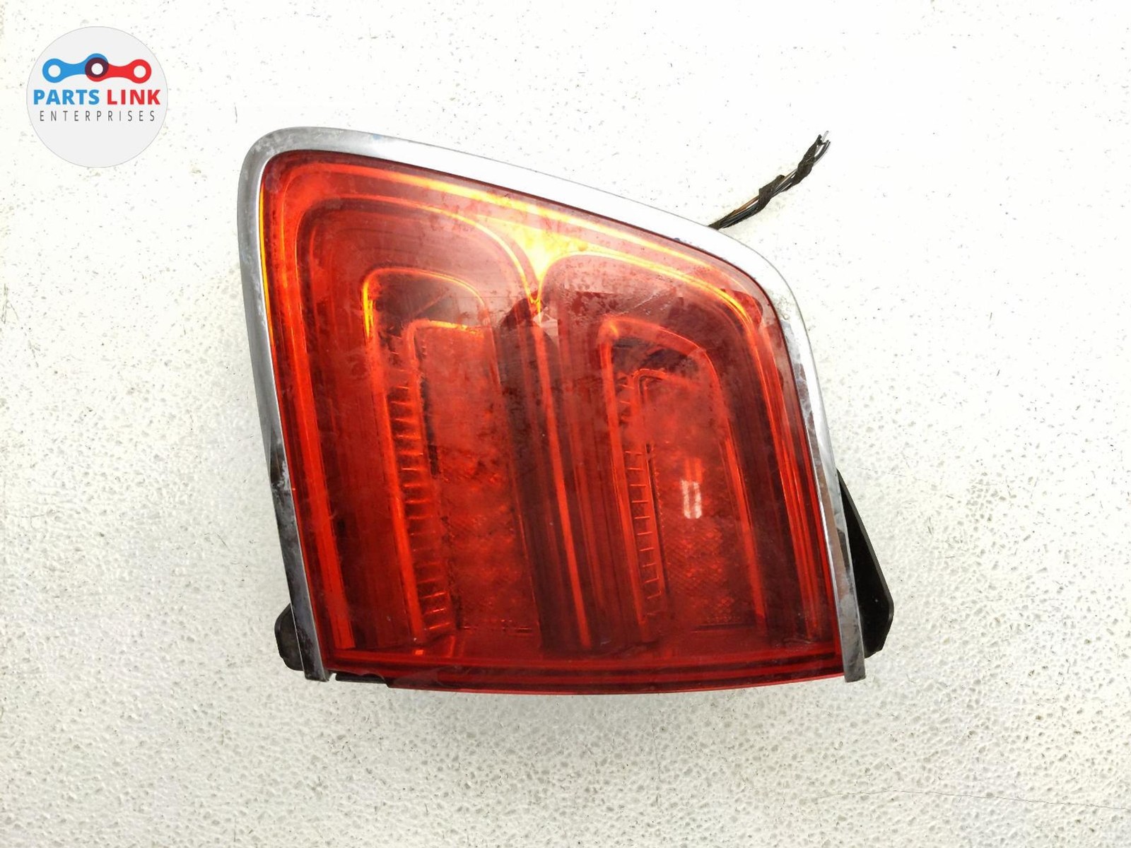 Bentley Bentayga 2016-2020 Rear Right Inner Tail light