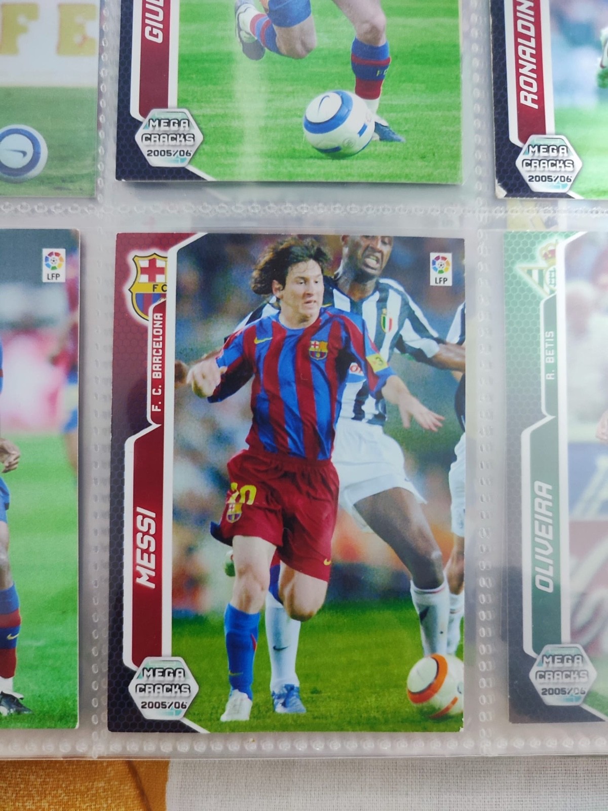 2005-06 Panini Megacracks MGK La Liga - Nueva Ficha Lionel Messi #71 BIS