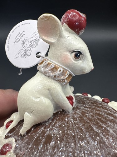 Victorian Trading Co Christmas Mouse On Cake Resin Figurine - Picture 3 of 11