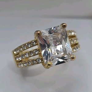 Authentic Charter Club Gold Plated Cubic Zirconia Cocktail Ring Princess Size 8