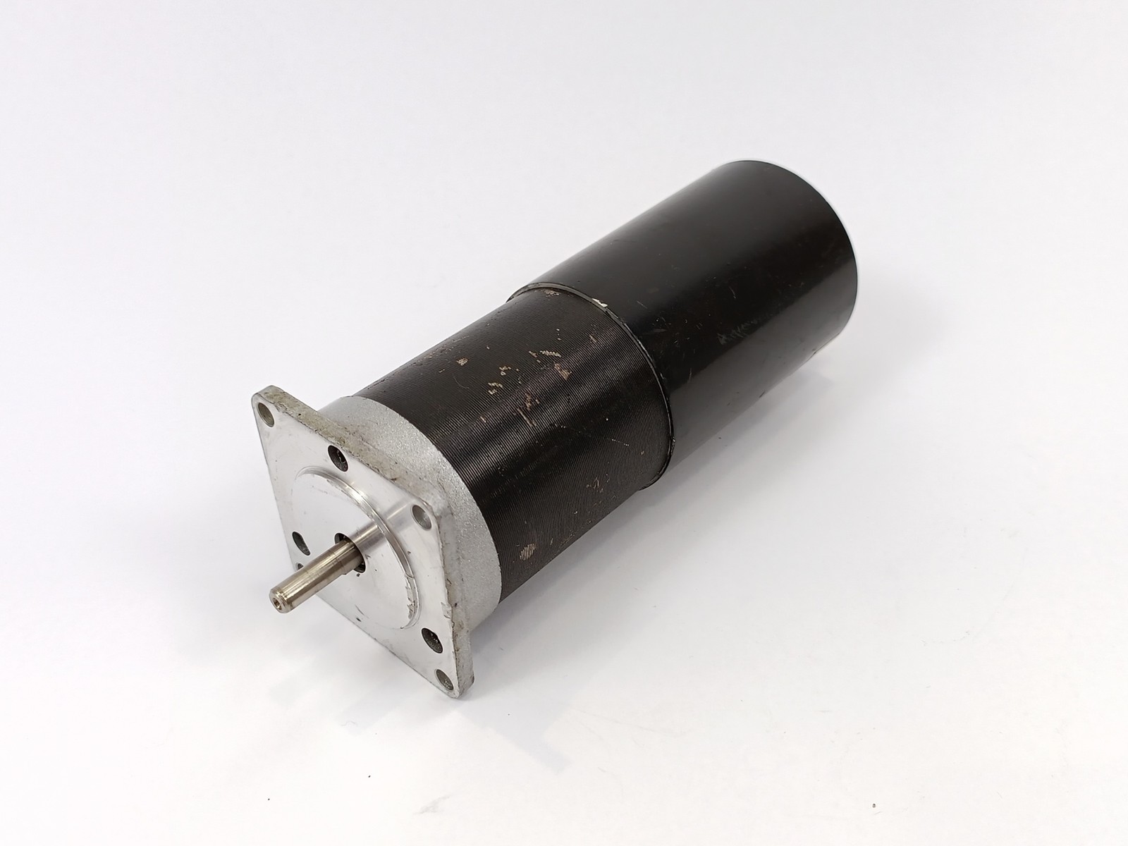 JVL Industrial Electronics MAC140-A1 AC Brushless Motor 140W W/ MAC00-FP4