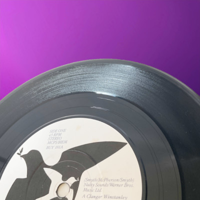 Madness - Wings of a Dove 7  vinyl 1983 2-tone SKA BUY 181 EX/EX UK First Press
