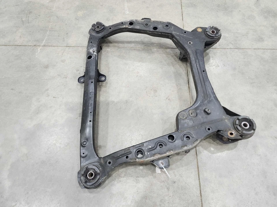 Subchasis travesaño delantero Toyota Highlander 2010-2013 genuino OEM 511000E032 Foto 2 de 4