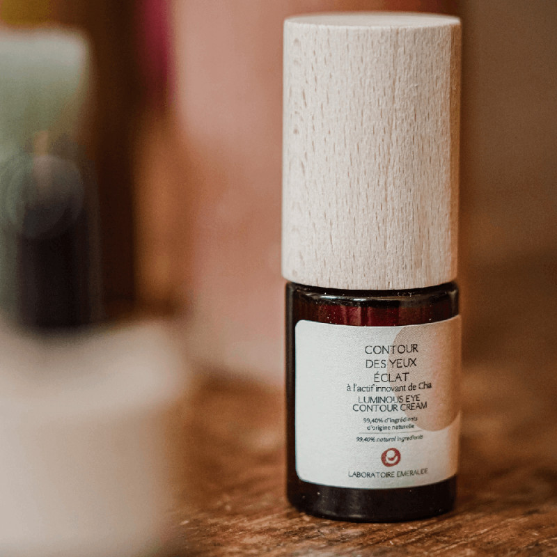Soin contour des yeux éclat pour réveiller le regard fatigué après une nuit courte 15ml