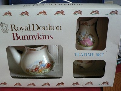 Royal Doulton Bunnykins TEATIME SET (Teekanne, Zuckerdose & Milchkännchen) Originalverpackt