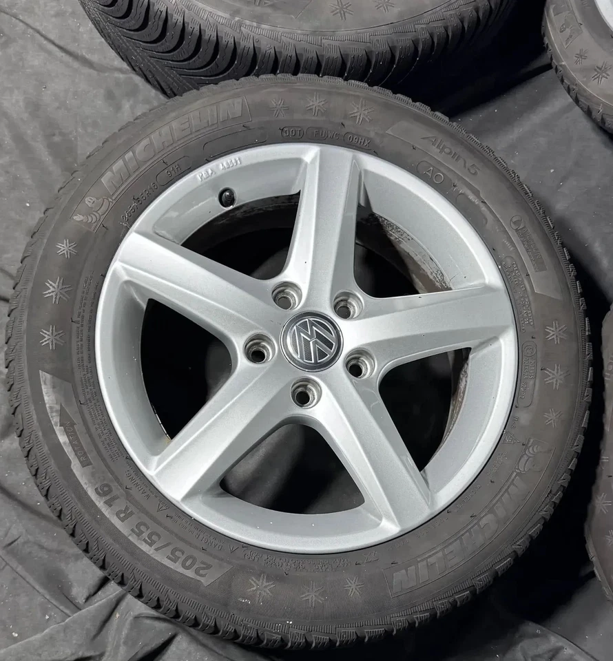 Original VW 16 Zoll Golf VII 205 55 R16 Michelin Winterräder 5G0071496 - Bild 2 von 4