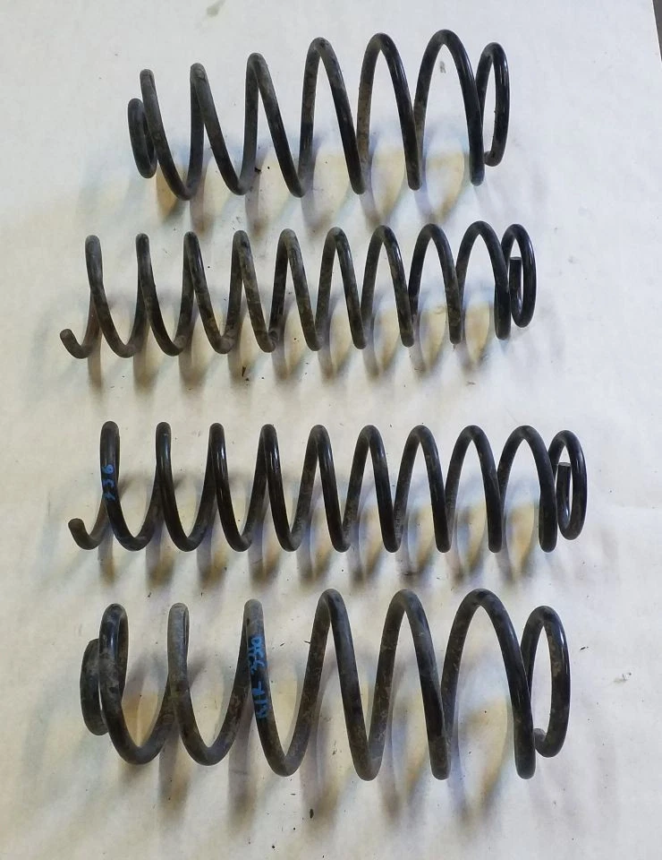 Juego de muelles helicoidales delanteros/traseros de elevación de 3" | Se adapta a Jeep Wrangler 2007-2018 Foto 4 de 4