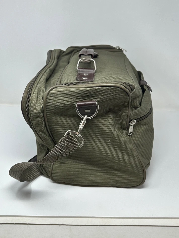 Винтажная спортивная сумка American Tourister 14 x 10 x 7 дюймов ручная кладь зеленая Z2 - Изображение 4 из 4