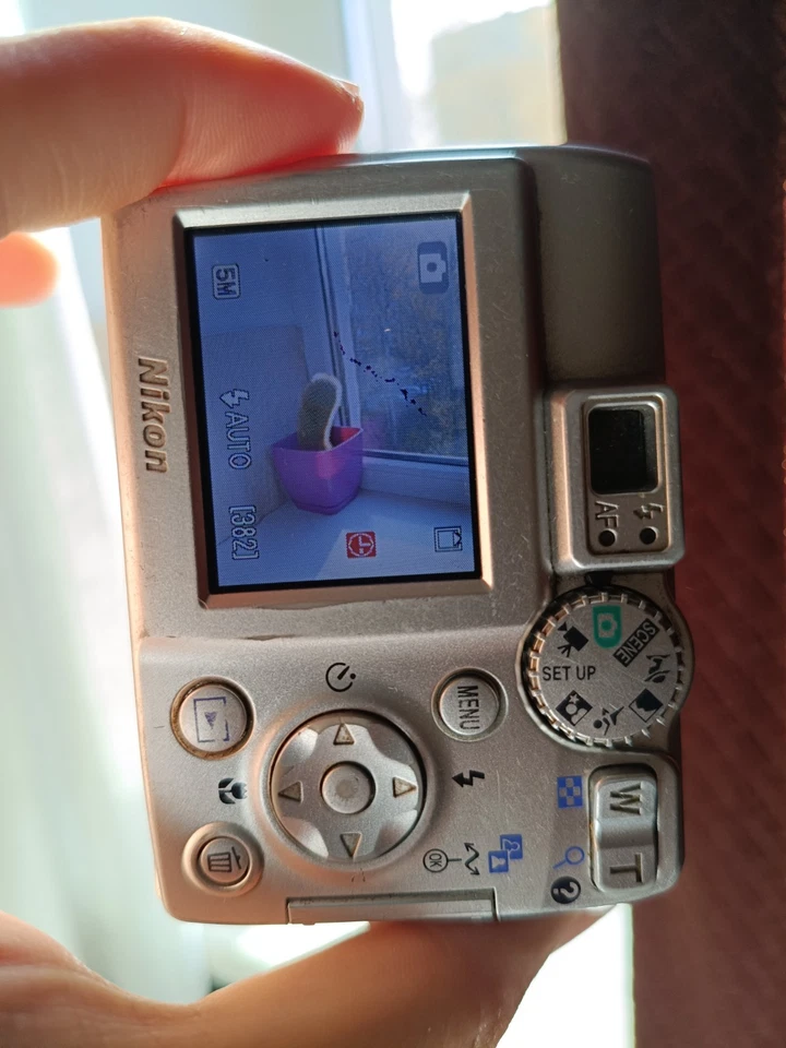 🔥Nikon CoolPix 5600 Silver 5.1MP digital compact camera🔥WORKing FULL Set🔥 - Image 2 of 4