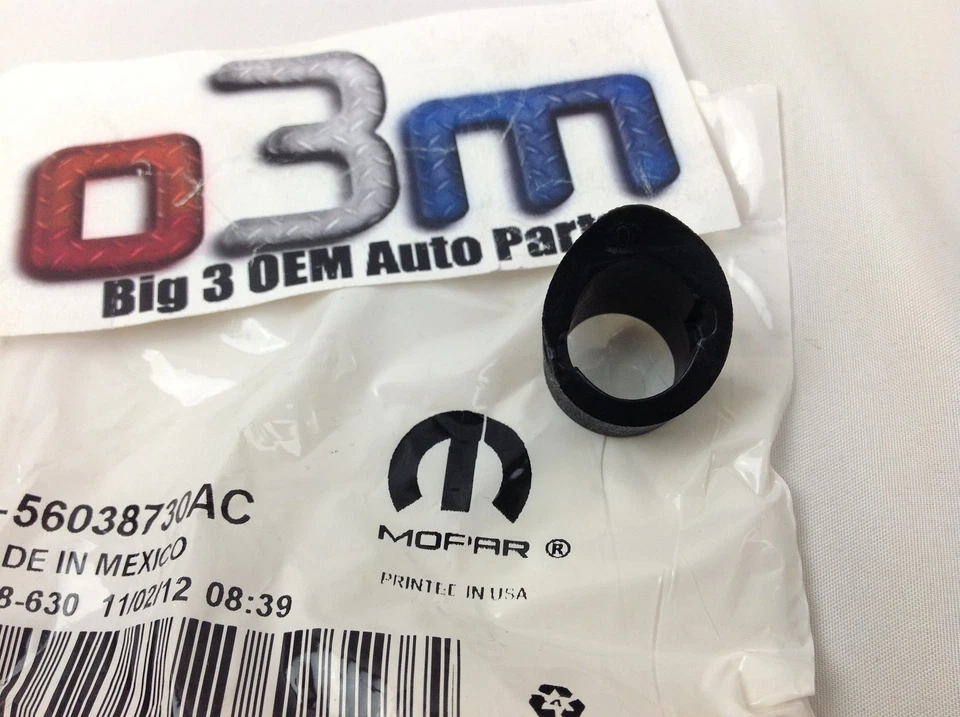 2005 - 2010 Jeep Grand Cherokee Black Antenna MAST Base COVER / BEZEL new OEM - Image 2 of 2