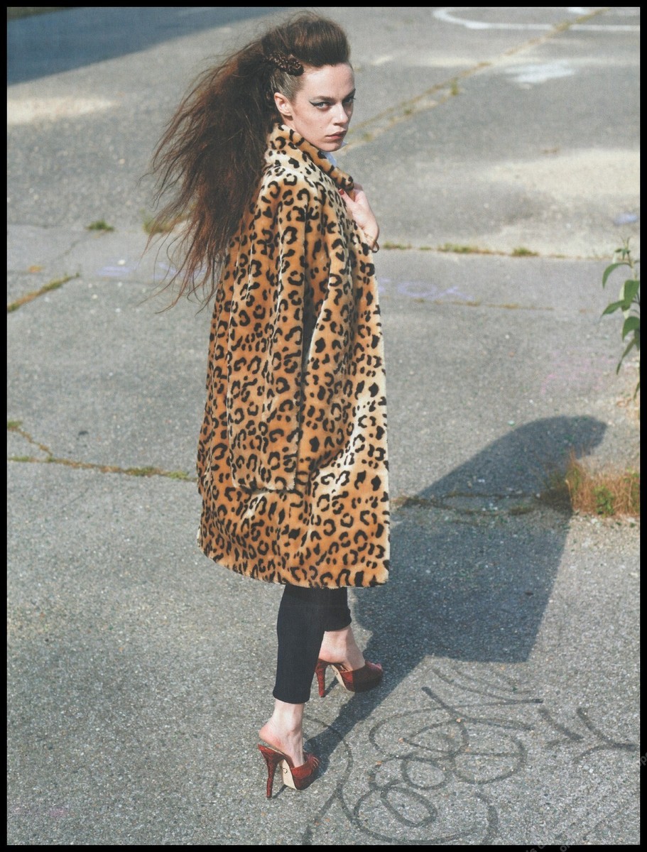 High Heels Magazine Print Ad Women Fashion Long Legs shoes 2013-1pg