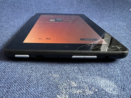 Amazon kindle Fire HD 8 7TH GENERATION 16GB, Wi-Fi 8 inch - Black Broken Screen - Picture 6 of 10