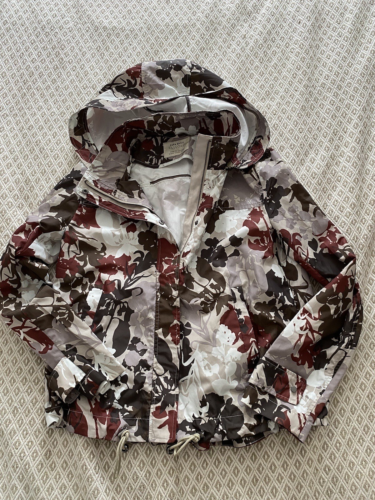 Zara Womens Floral Camo Raincoat with Detachable Hood Size M-image