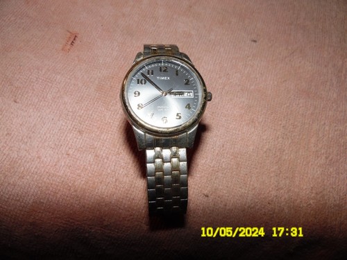 Vintage Timex Indiglo WR 30M Watch