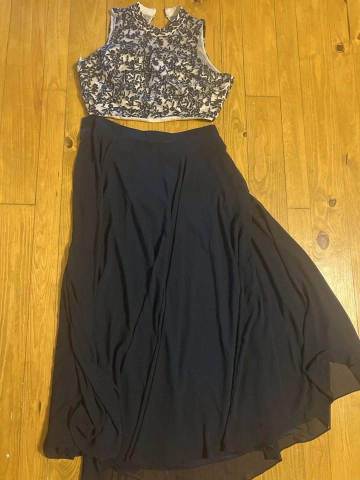 Formal Prom Homecoming Women’s Plus Size Dress Size 21 Two Piece Navy Floral - Image 2 of 4