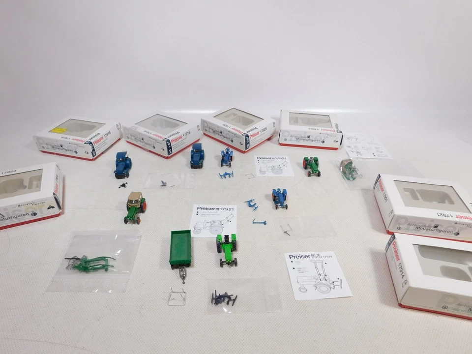 Preiser 1:87 H0 IN Set Tug Boat Small Parts Missing Hanomag Lanz Deutz #EI40-1 - Image 4 of 4