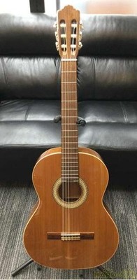 ALMANSA 402 CEDRO Classical Guitar Beautiful Cedar Top Used