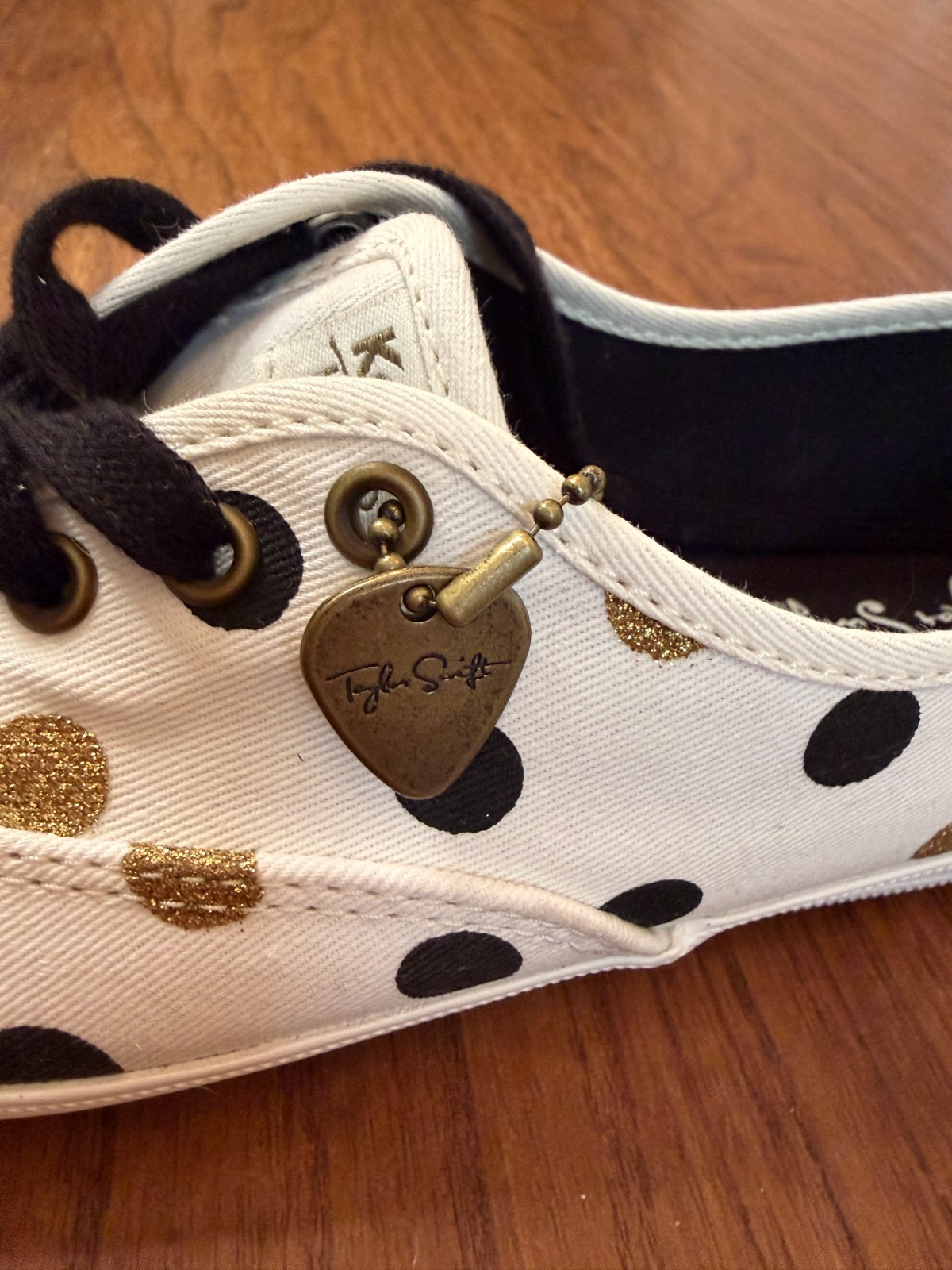 Seller photo, eBay
