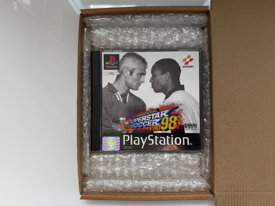 ISS Pro 98 PS1  - UK PAL VGC CIB with 4 Inserts - Metal Gear Solid Demo - Image 2 of 4